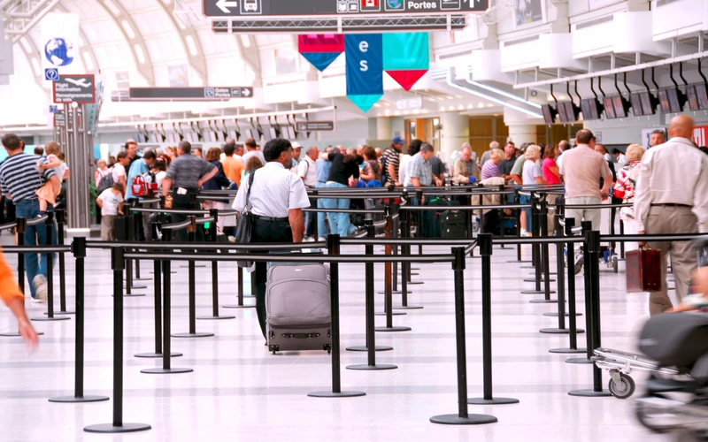 بازرسی امنیتی در تشریفات فرودگاهی